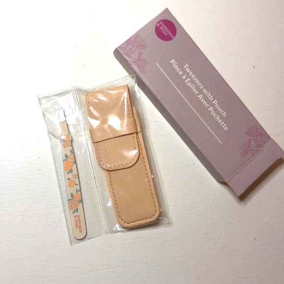 summer & rose | Rose Tweezer with Pouch - Picture 1 of 2